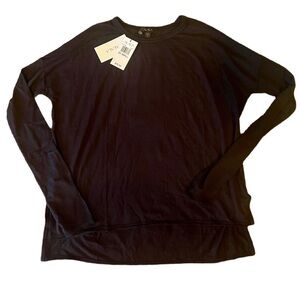 Alala XS Black Long Sleeve Breakers Tee NWT